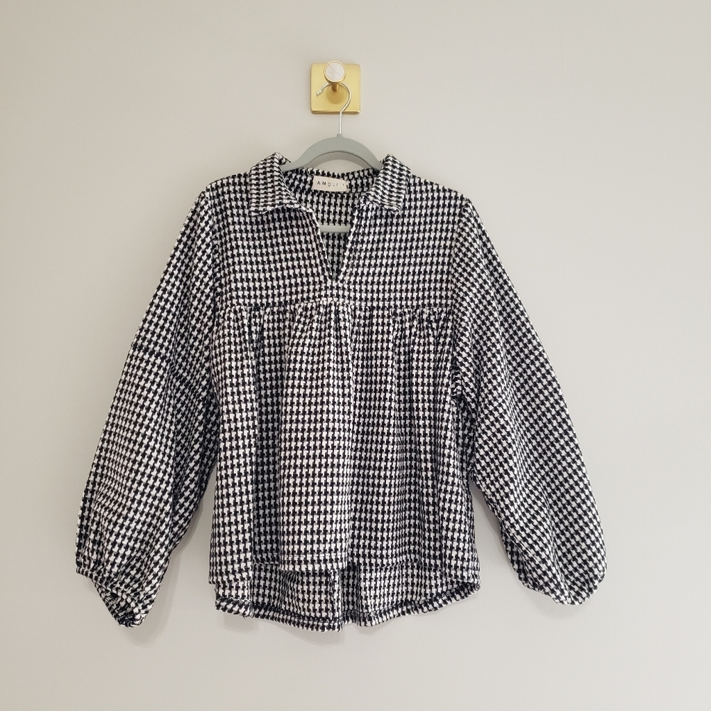 Amoli Woven Pullover Blouse Top Women Small Oversized Black White Houndstooth
